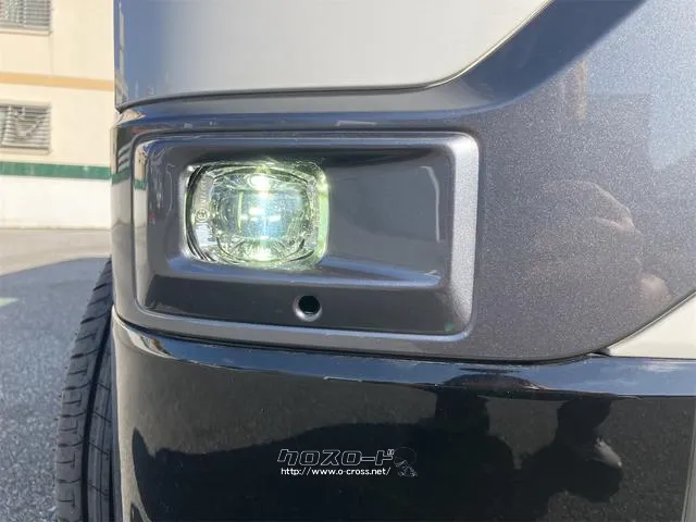 是非一度、実車を御覧ください。 三菱 デリカミニ