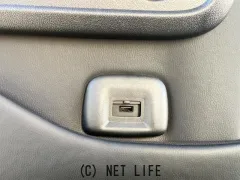 三菱 デリカミニ