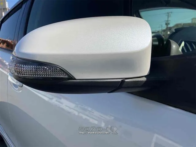 ご覧頂きまして誠に有難うございます!!是非ご来店して頂き、実際にご覧になって頂ければと思います。お客様からのご連絡をスタッフ一同、心よりお待ちしております トヨタ ヴィッツ