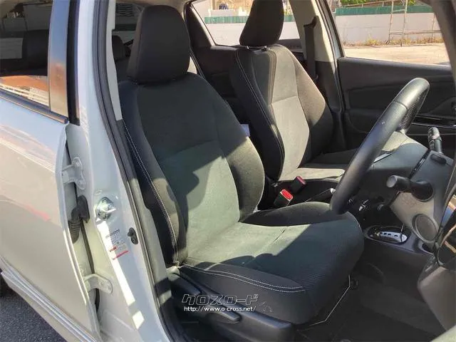 すぐにご来店頂けない場合や遠方にお住まいの方、車両状態の詳細が知りたい方はお気軽にご連絡下さい♪ トヨタ ヴィッツ