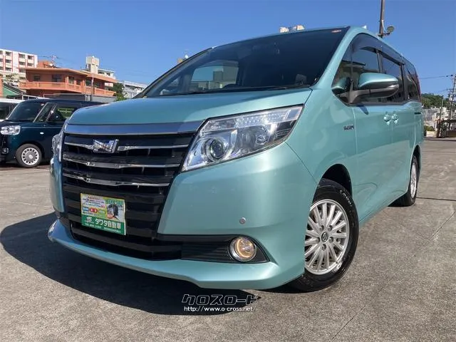 すぐにご来店頂けない場合や遠方にお住まいの方、車両状態の詳細が知りたい方はお気軽にご連絡下さい♪ トヨタ ノア