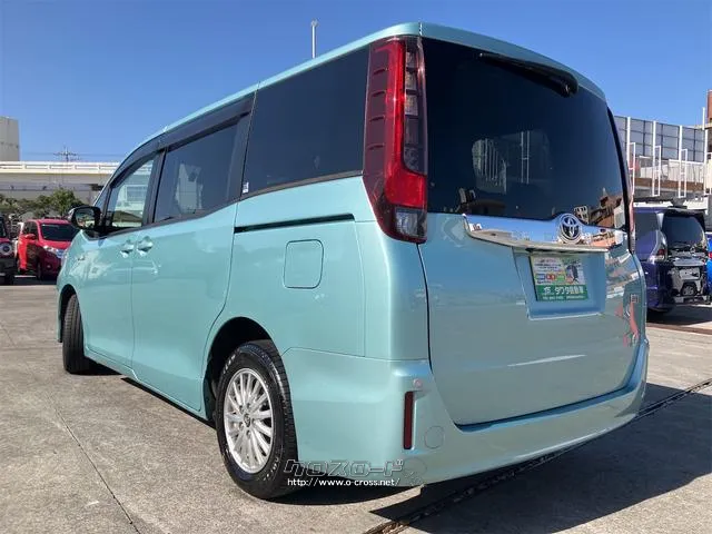 是非一度、実車を御覧ください。 トヨタ ノア