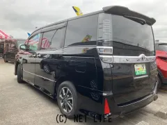 トヨタ ヴォクシー