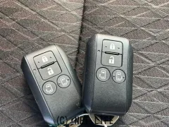 三菱 デリカD：2