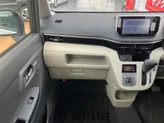 ダイハツ ムーヴ