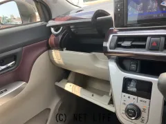 ダイハツ キャスト