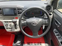 ダイハツ ミライース