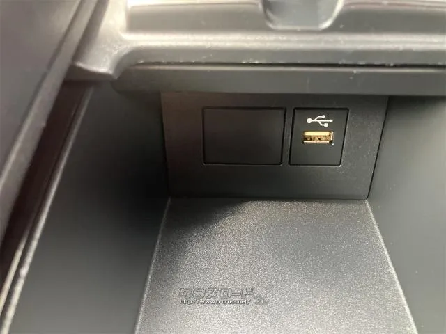 まずは気軽にお問合せ・お見積りお待ちしております。じっくり現車確認して頂けるよう、ご準備を致します! トヨタ アクア