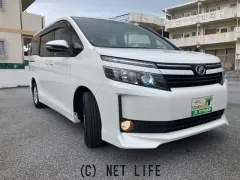 トヨタ ヴォクシー