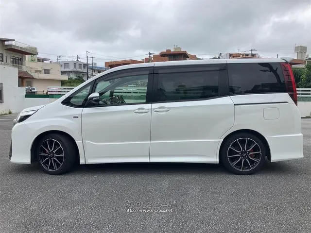 お車の知識がなくても大丈夫です!お気軽にご質問下さい!あなたのお探しの1台がここにあります! トヨタ ノア