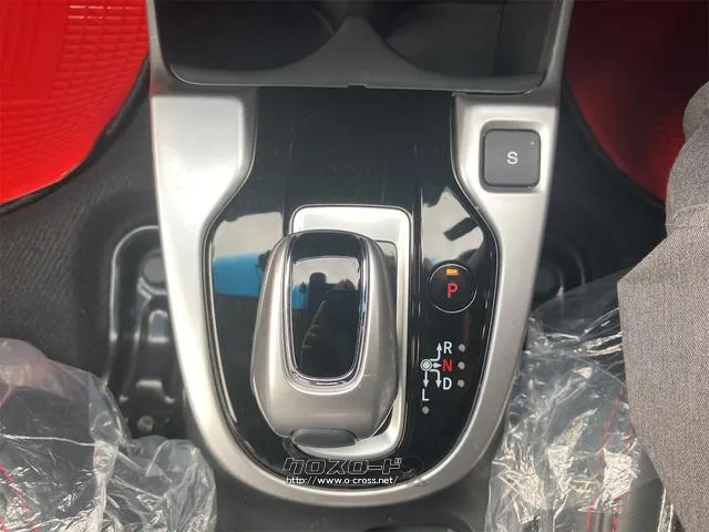 在庫確認などに関しては、お気軽にお問い合わせください。 ホンダ フィットハイブリッド
