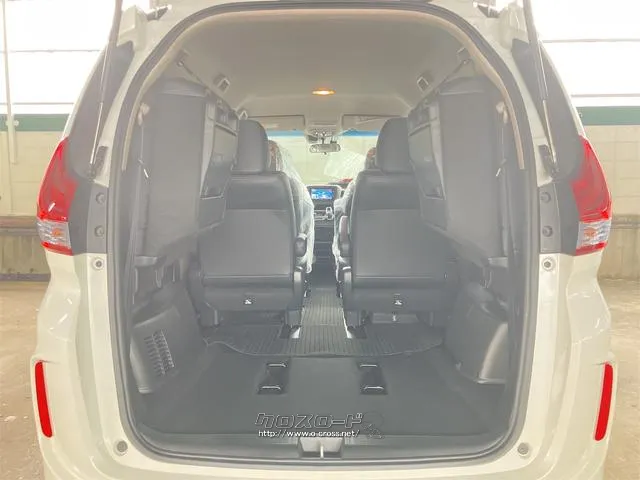 お車の知識がなくても大丈夫です!皆様のご来店をスタッフ一同、心よりお待ちしております。 ホンダ フリードハイブリッド