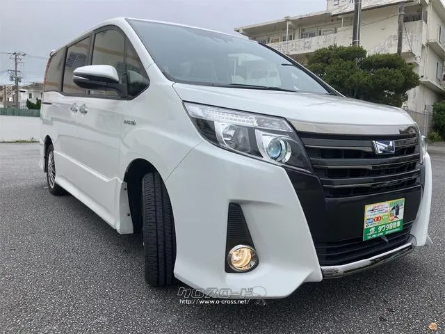 すぐにご来店頂けない場合や遠方にお住まいの方、車両状態の詳細が知りたい方はお気軽にご連絡下さい♪ トヨタ ノア