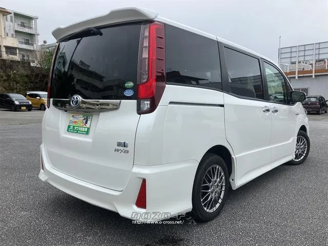 この度は当店のお車をご覧になっていただき、誠にありがとうございます。ぜひじっくりとご検討下さい。気軽にお問合せ・お見積りお待ちしております。 トヨタ ノア