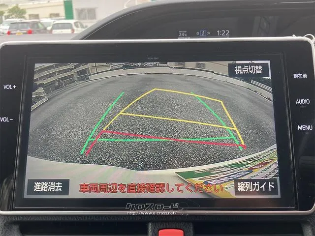 バックカメラ装備。駐車が苦手な方には欠かせません。 トヨタ ノア