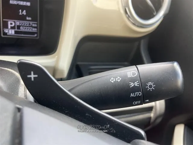 オートライトは、付け忘れや消し忘れを防ぐことができます。高速道路などのトンネルなどにも役立ちます。 スズキ クロスビー