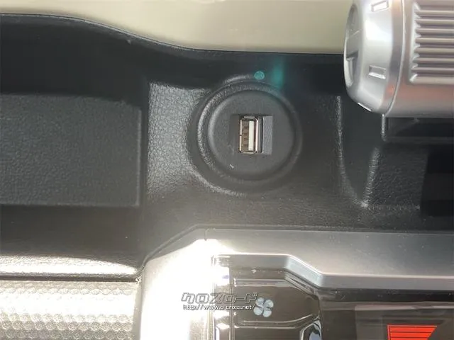 お車の知識がなくても大丈夫です!皆様のご来店をスタッフ一同、心よりお待ちしております。 スズキ クロスビー