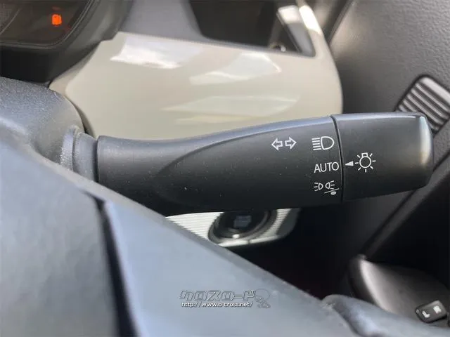 オートライトは、付け忘れや消し忘れを防ぐことができます。高速道路などのトンネルなどにも役立ちます。 スズキ スペーシア