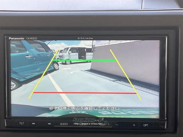バックカメラ装着済!死角になりやすい後方もとても見やすいです☆車庫入れに自信がな ホンダ N-BOX
