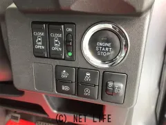 トヨタ ピクシスメガ