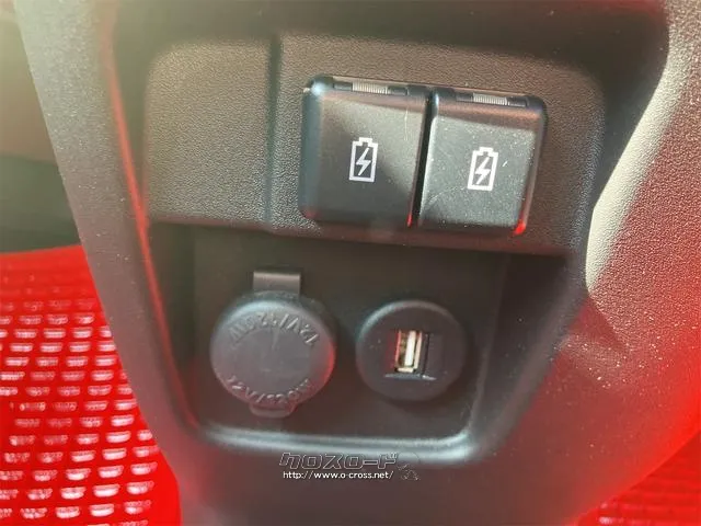 当店のお車をご覧いただきましてありがとうございます。お車についてのご質問やお見積りのご依頼、ご購入にあたってのご相談などお気軽にお問い合わせ下さい! スズキ スペーシア