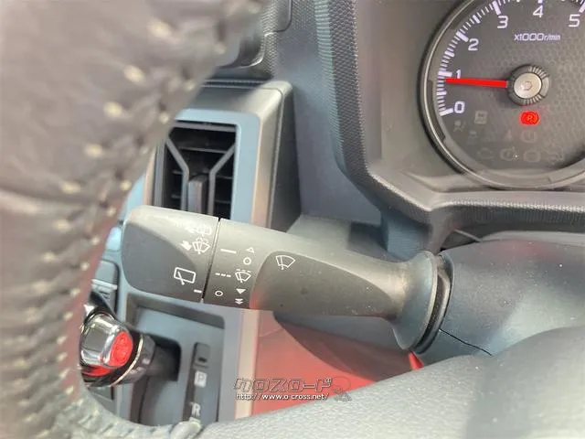 是非一度、実車を御覧ください。 ダイハツ タフト
