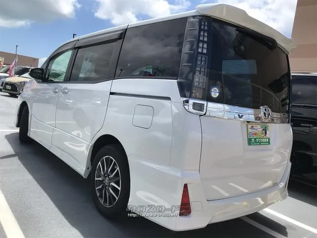 この度は当店のお車をご覧になっていただき、誠にありがとうございます。ぜひじっくりとご検討下さい。気軽にお問合せ・お見積りお待ちしております。 トヨタ ヴォクシー