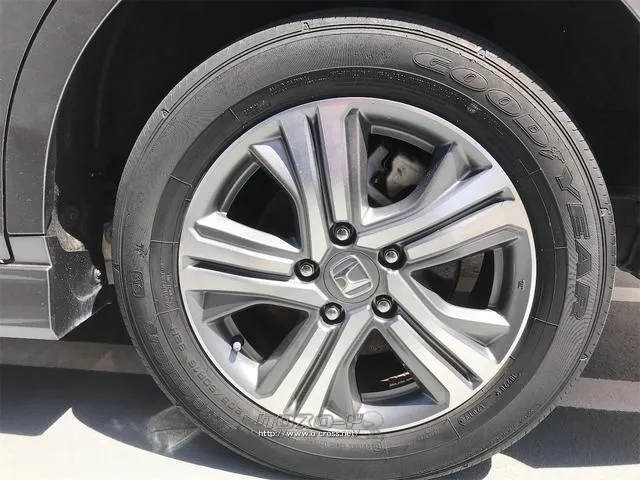 お車の知識がなくても大丈夫です!皆様のご来店をスタッフ一同、心よりお待ちしております。 ホンダ ステップワゴン