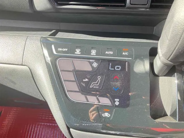 在庫確認などに関しては、お気軽にお問い合わせください。 日産 ルークス