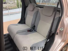 ダイハツ キャスト