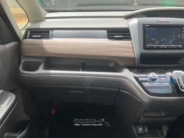 当店のお車をご覧いただきましてありがとうございます。お車についてのご質問やお見積りのご依頼、ご購入にあたってのご相談などお気軽にお問い合わせ下さい! ホンダ フリードハイブリッド