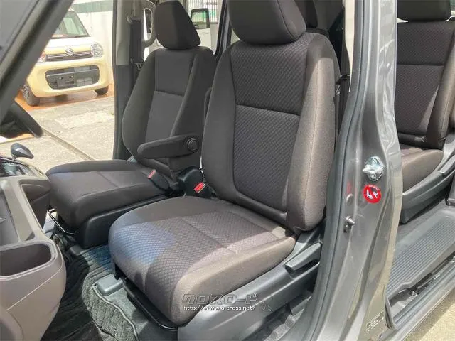 当店のお車をご覧いただきましてありがとうございます。お車についてのご質問やお見積りのご依頼、ご購入にあたってのご相談などお気軽にお問い合わせ下さい! ホンダ フリード