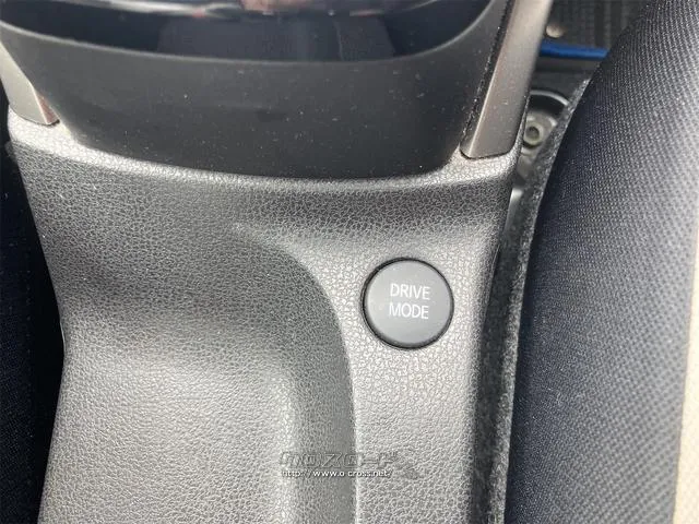 在庫確認などに関しては、お気軽にお問い合わせください。 日産 ノート