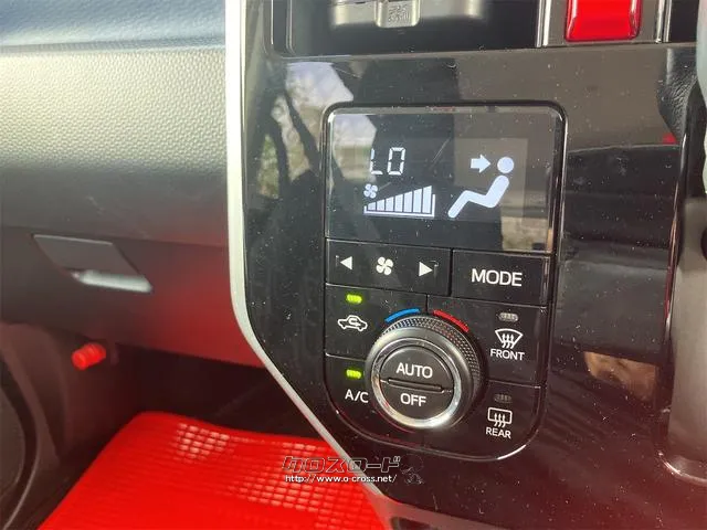 気温に合わせて直感的に操作することで、車内をいつでも快適に保てます。 ダイハツ トール