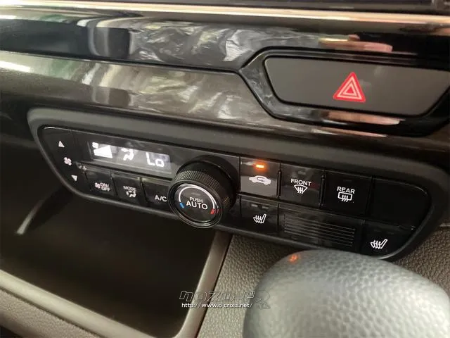 気温に合わせて直感的に操作することで、車内をいつでも快適に保てます。 ホンダ N-BOX