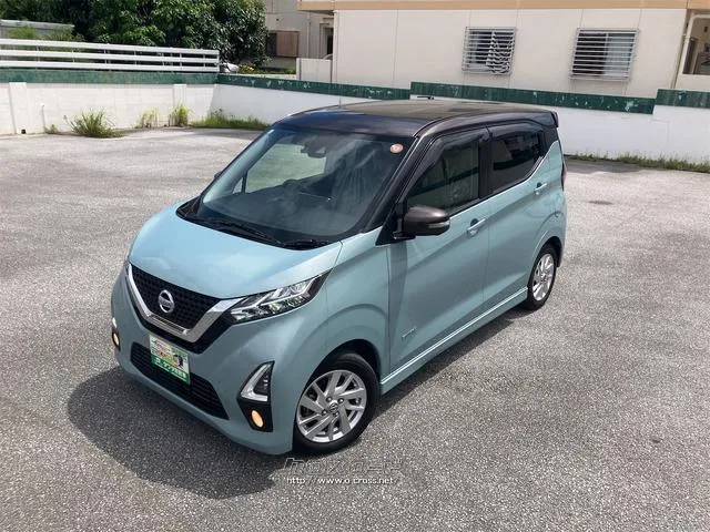この度は当店のお車をご覧になっていただき、誠にありがとうございます。ぜひじっくりとご検討下さい。気軽にお問合せ・お見積りお待ちしております。 日産 デイズ
