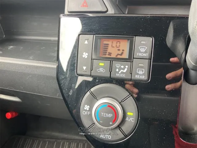 当店のお車をご覧いただきましてありがとうございます。お車についてのご質問やお見積りのご依頼、ご購入にあたってのご相談などお気軽にお問い合わせ下さい! トヨタ ピクシスメガ