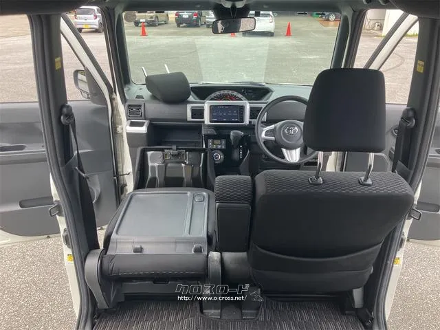 この度は当店のお車をご覧になっていただき、誠にありがとうございます。ぜひじっくりとご検討下さい。気軽にお問合せ・お見積りお待ちしております。 トヨタ ピクシスメガ