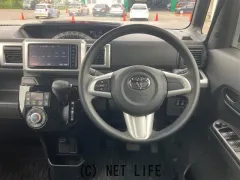 トヨタ ピクシスメガ