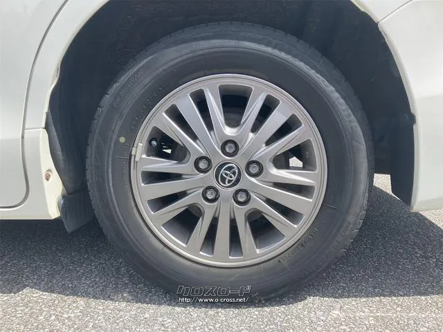 お車の知識がなくても大丈夫です!皆様のご来店をスタッフ一同、心よりお待ちしております。 トヨタ エスクァイア