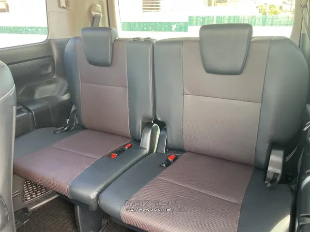 この度は当店のお車をご覧になっていただき、誠にありがとうございます。じっくり現車確認して頂けるよう、ご準備を致します! トヨタ エスクァイア