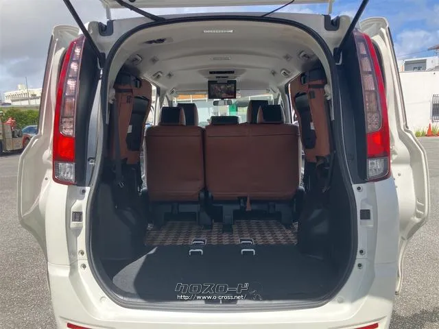 当店のお車をご覧いただきましてありがとうございます。お車についてのご質問やお見積りのご依頼、ご購入にあたってのご相談などお気軽にお問い合わせ下さい! トヨタ ノア