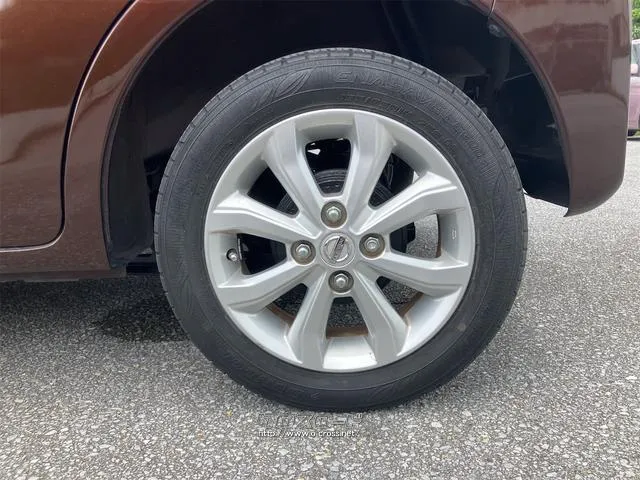 すぐにご来店頂けない場合や遠方にお住まいの方、車両状態の詳細が知りたい方はお気軽にご連絡下さい♪ 日産 デイズルークス
