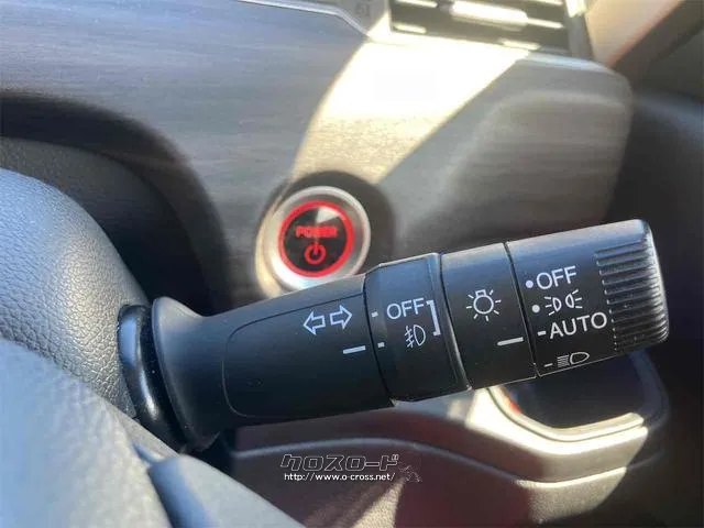 オートライト機能付きなのでつけ忘れや消し忘れの心配もありません。 ホンダ フリード