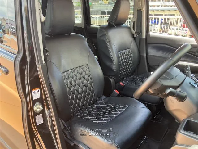 是非一度、実車を御覧ください。 三菱 デリカD:2