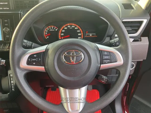 ハンドルの状態が悪いと運転に集中できませんよね。こちらの車、お気軽にお問い合わせください。 トヨタ タンク