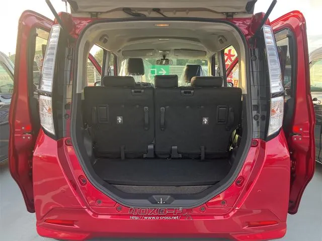 当店のお車をご覧いただきましてありがとうございます。お車についてのご質問やお見積りのご依頼、ご購入にあたってのご相談などお気軽にお問い合わせ下さい! トヨタ タンク