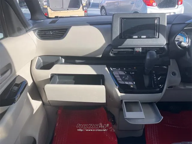 当店のお車をご覧いただきましてありがとうございます。お車についてのご質問やお見積りのご依頼、ご購入にあたってのご相談などお気軽にお問い合わせ下さい! 日産 ルークス