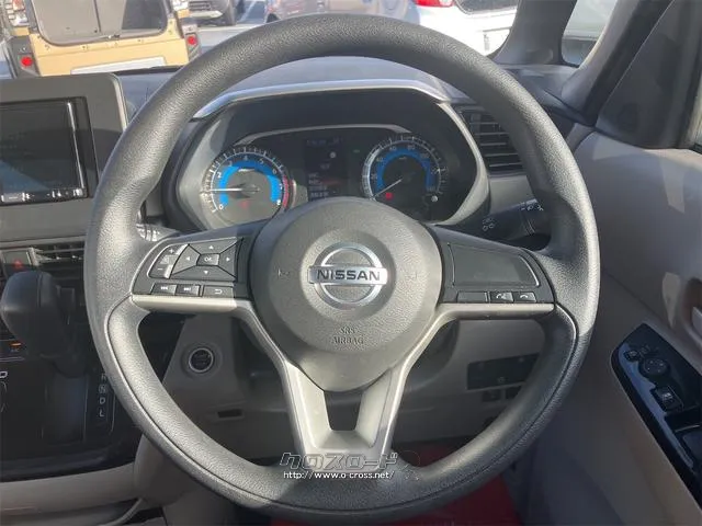 常に触る部分ですので、しっかりとチェックしたいですね。 日産 ルークス