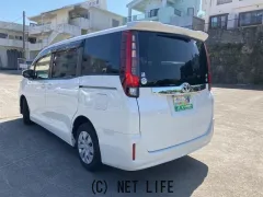 トヨタ ヴォクシー